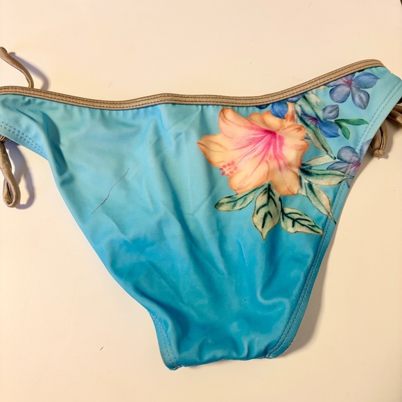 Vintage 2000s Guess Low Rise String Bikini Bottoms Hibiscus Bling Blue Womens S - Picture 2 of 4